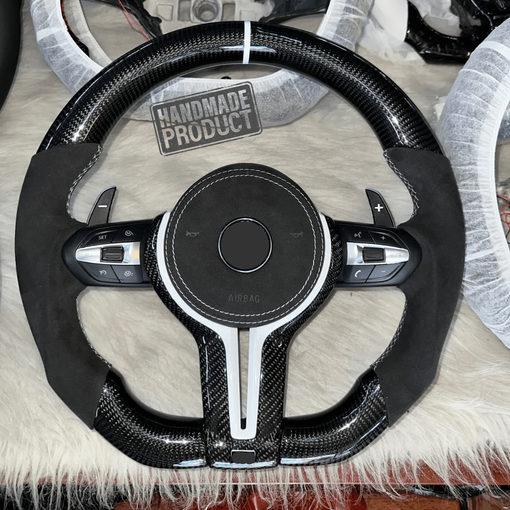 Alcantara Carbon Sportlenkrad mit weißer Zierleiste für BMW F - Serie - CarWorlds GmbH