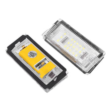 Load image into Gallery viewer, E46 Kennzeichenbeleuchtung LED mit Canbus – Straßenzugelassen mit E - Prüfzeichen - CarWorlds GmbH