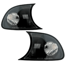 Load image into Gallery viewer, Frontblinker Set Klarglas Schwarz passend für BMW E46 Coupe Cabrio Bj 98 - 01 - CarWorlds GmbH