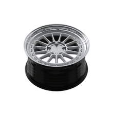 Load image into Gallery viewer, Komplettradsatz Raffa Wheels RF‑04 | 8,5x19 ET45 | LK 5x112 | Audi A3/S3 8Y | Polished Farben - CarWorlds GmbH